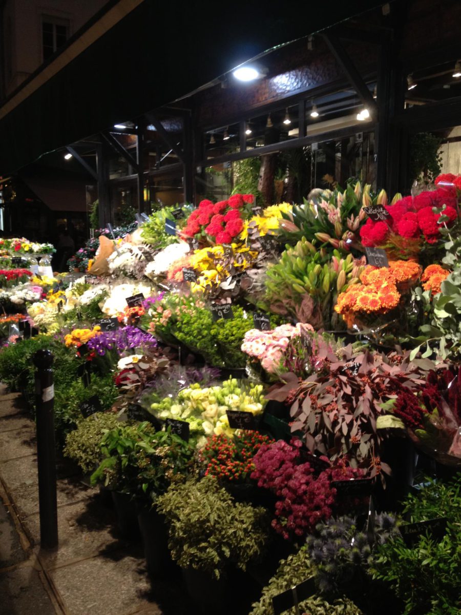 parisian flowers stalls